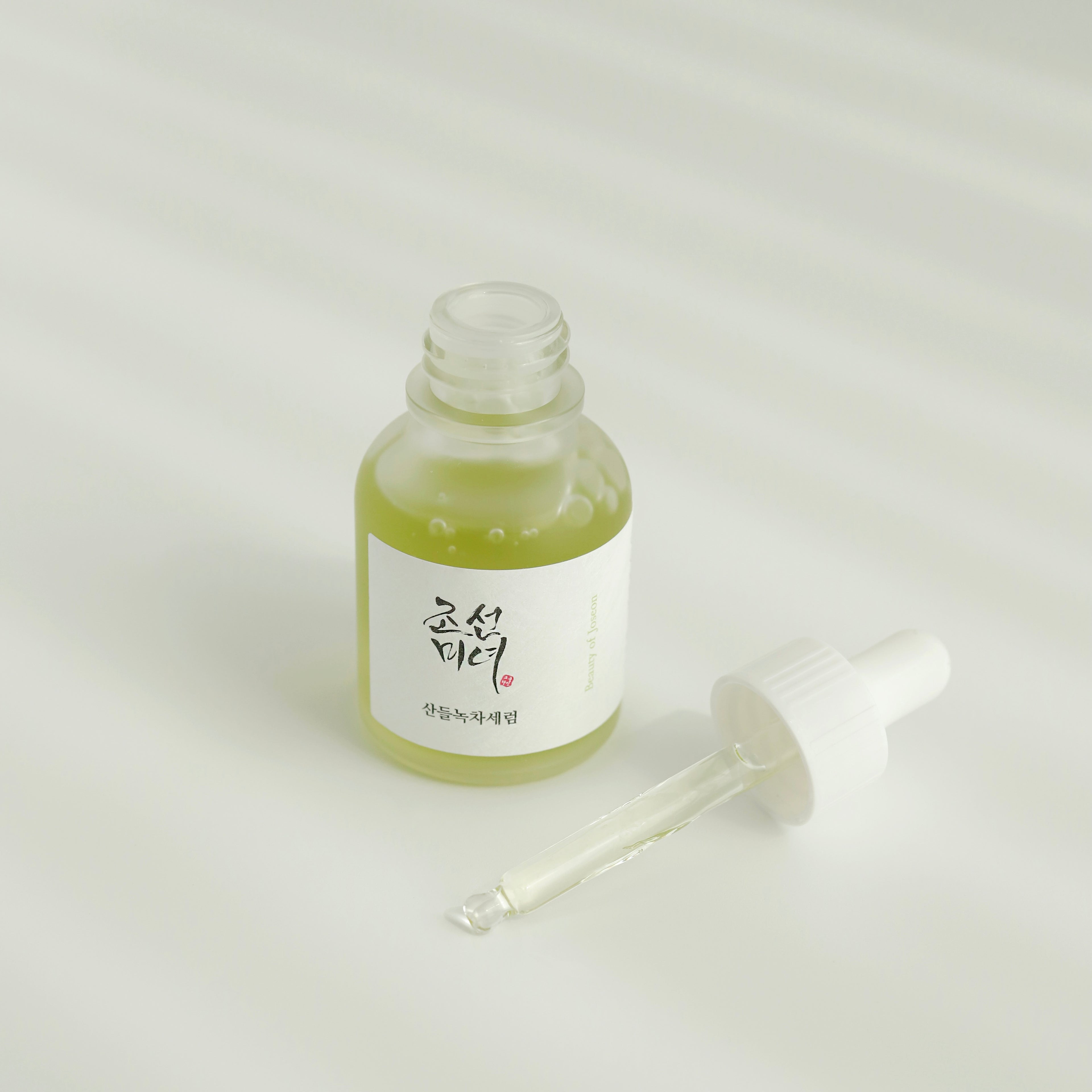 Calming Serum: Green Tea + Panthenol 30ml